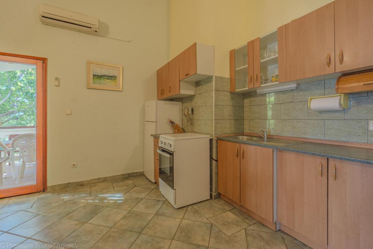 Zdenko Apartment Metajna Exterior foto